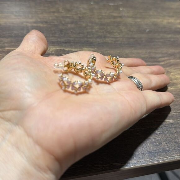 Elegant 14K Gold Plated Pearl Floral Hoop Earrings - Picture 8 of 16